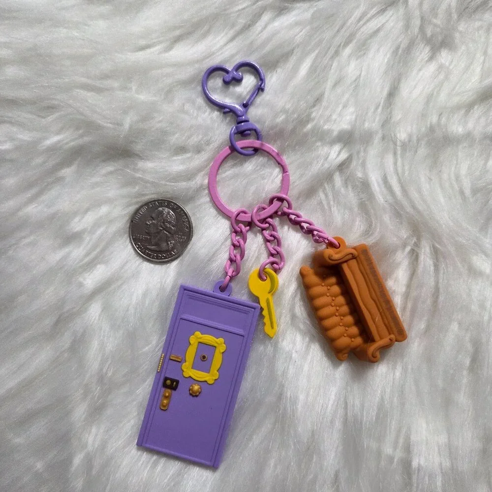 FRIENDS Design Keychain - Picture 3 of 5